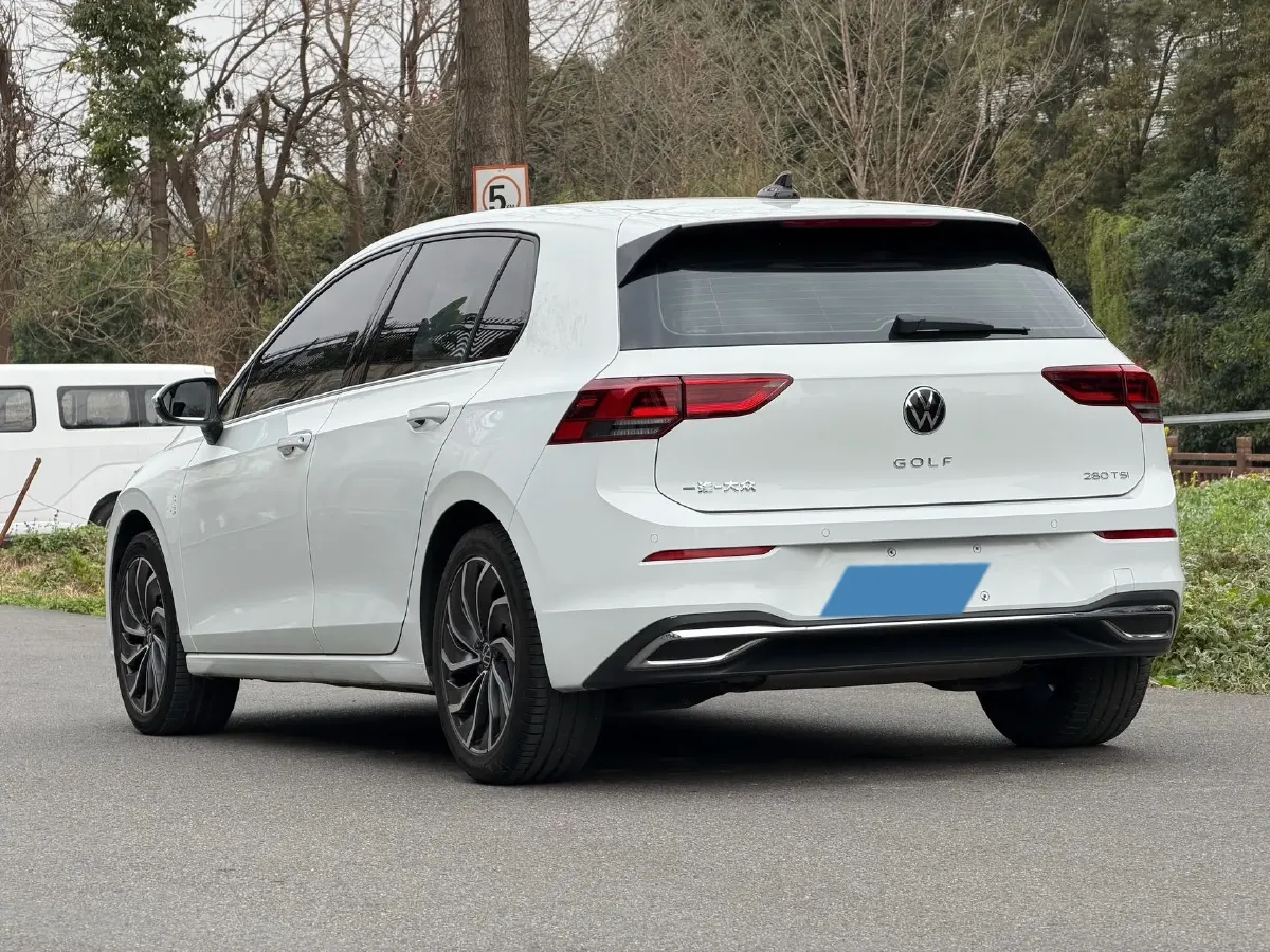 2023 Volkswagen Golf 1.4T 150HP L4 7DCT,autocango,china used car exporter,china ev exporter,chinese used car exporter,chinese used ev exporter