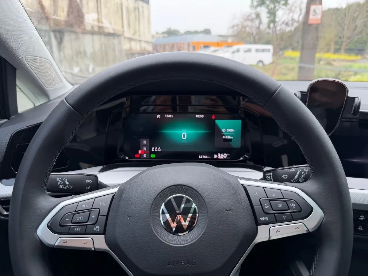 2023 Volkswagen Golf 1.4T 150HP L4 7DCT,autocango,china used car exporter,china ev exporter,chinese used car exporter,chinese used ev exporter