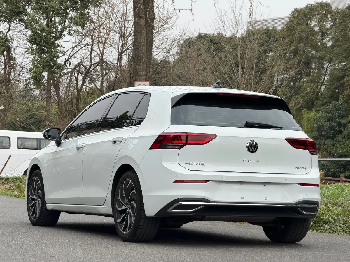 2023 Volkswagen Golf 1.4T 150HP L4 7DCT,autocango,china used car exporter,china ev exporter,chinese used car exporter,chinese used ev exporter