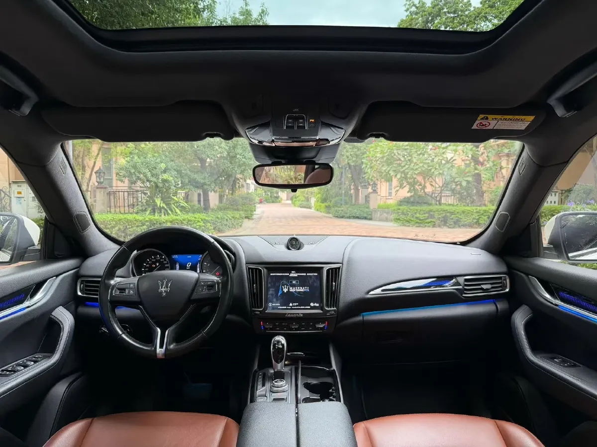 2018 Jaguar XJ 3.0T 340HP V6 8AT,autocango,china used car exporter,china ev exporter,chinese used car exporter,chinese used ev exporter