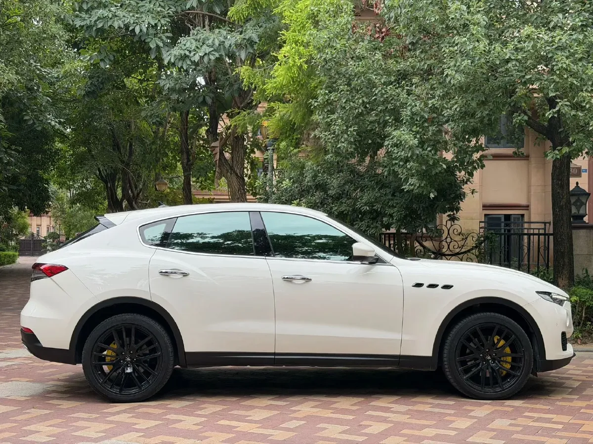 2018 Jaguar XJ 3.0T 340HP V6 8AT,autocango,china used car exporter,china ev exporter,chinese used car exporter,chinese used ev exporter