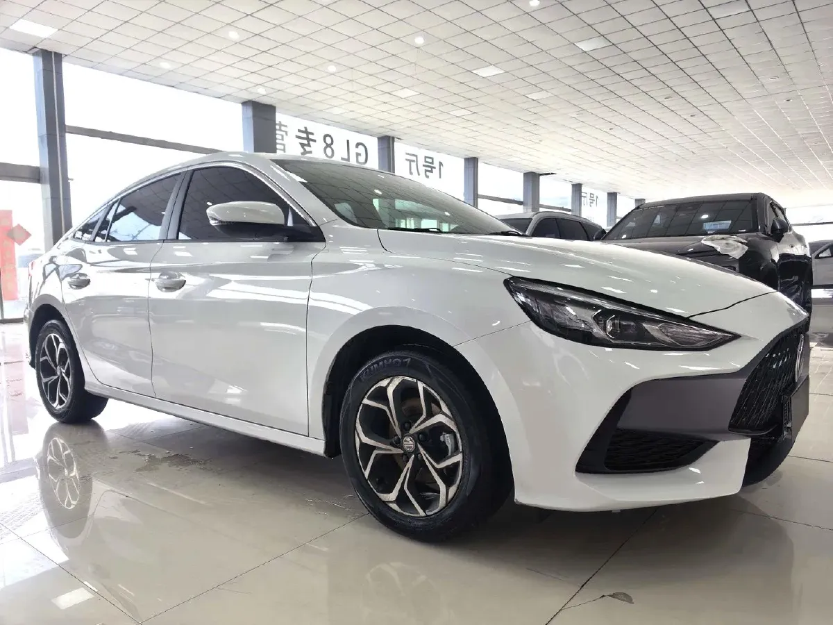 2023 MG 5 1.5L 129HP L4 5MT,autocango,china used car exporter,china ev exporter,chinese used car exporter,chinese used ev exporter