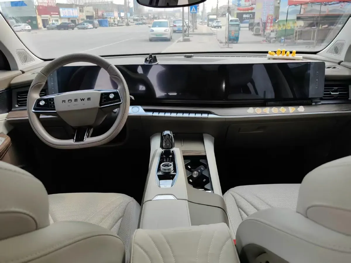 2023 Roewe RX9 2.0T 242HP L4 9AT,autocango,china used car exporter,china ev exporter,chinese used car exporter,chinese used ev exporter