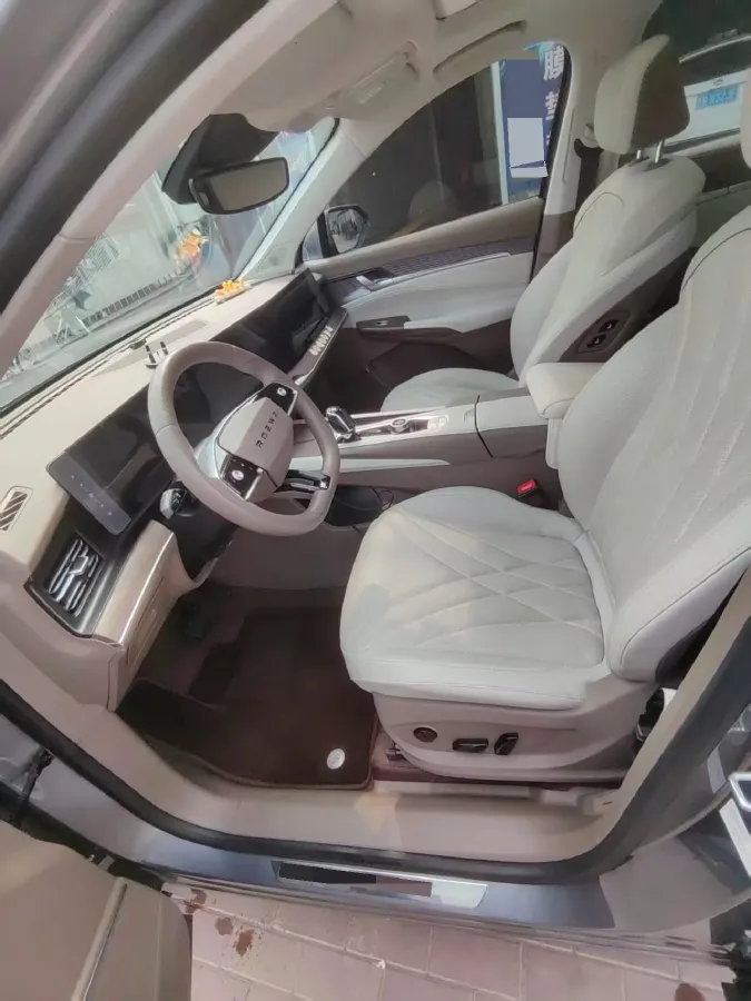 2023 Roewe RX9 2.0T 242HP L4 9AT,autocango,china used car exporter,china ev exporter,chinese used car exporter,chinese used ev exporter