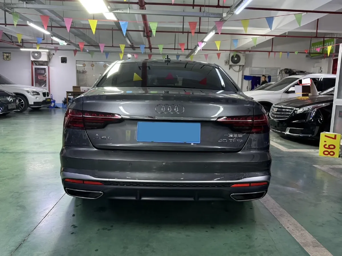 2020 Audi A4L 2.0T 190HP L4 7DCT,autocango,china used car exporter,china ev exporter,chinese used car exporter,chinese used ev exporter