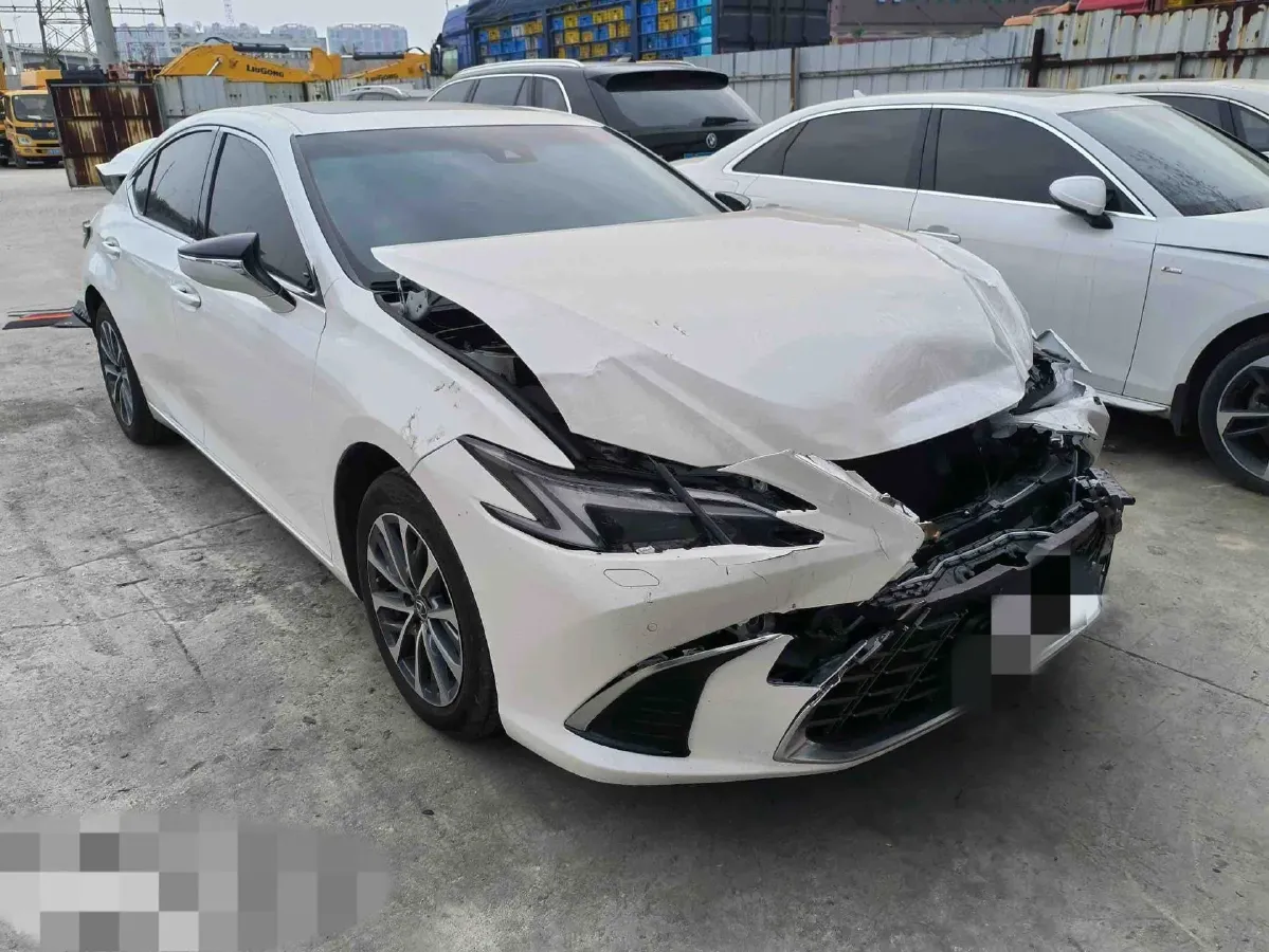 2025 Lexus ES 2.0L 173HP L4 CVT,autocango,china used car exporter,china ev exporter,chinese used car exporter,chinese used ev exporter