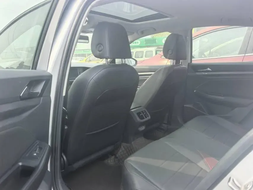 2019 MAXUS T70 2.0T 163HP L4 6AT,autocango,china used car exporter,china ev exporter,chinese used car exporter,chinese used ev exporter