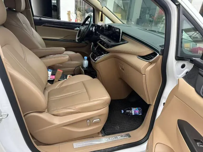 2020 Buick GL8 2.0T 237HP L4 9AT,autocango,china used car exporter,china ev exporter,chinese used car exporter,chinese used ev exporter