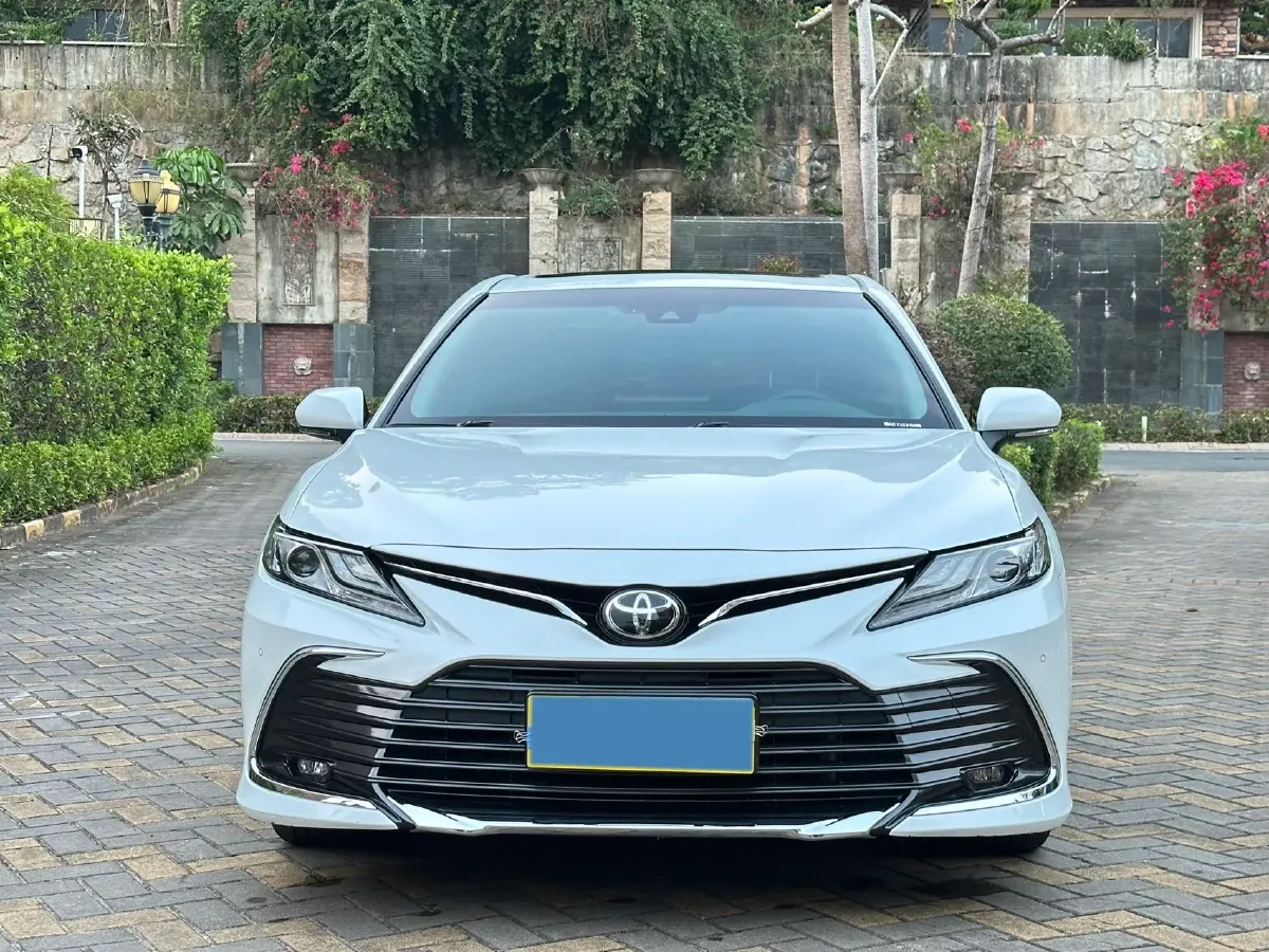 2023 Toyota Camry 2.0L 177HP L4 CVT,autocango,china used car exporter,china ev exporter,chinese used car exporter,chinese used ev exporter