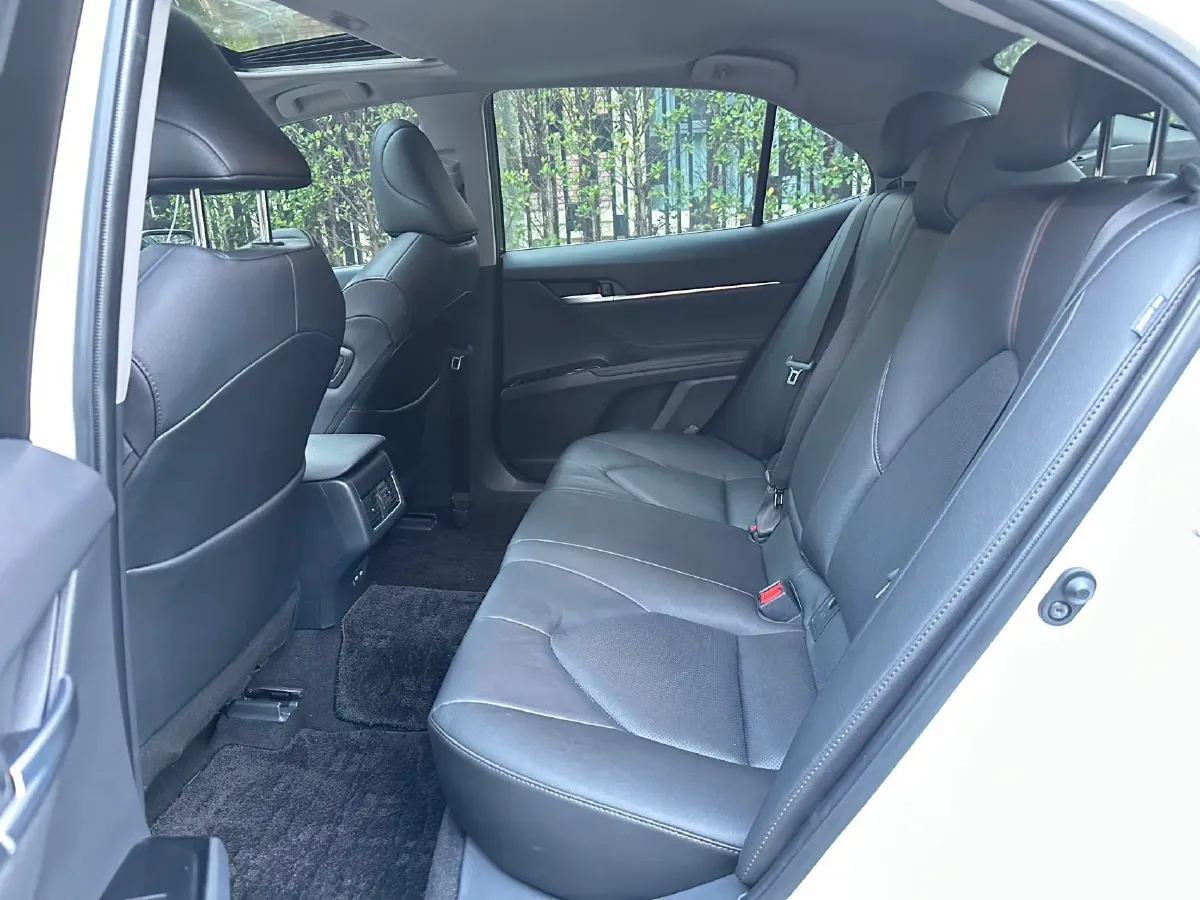 2023 Toyota Camry 2.0L 177HP L4 CVT,autocango,china used car exporter,china ev exporter,chinese used car exporter,chinese used ev exporter