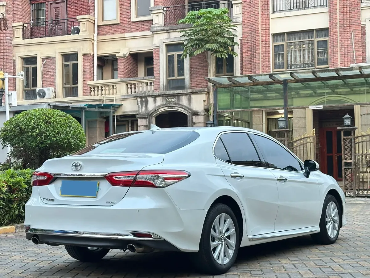 2023 Toyota Camry 2.0L 177HP L4 CVT,autocango,china used car exporter,china ev exporter,chinese used car exporter,chinese used ev exporter