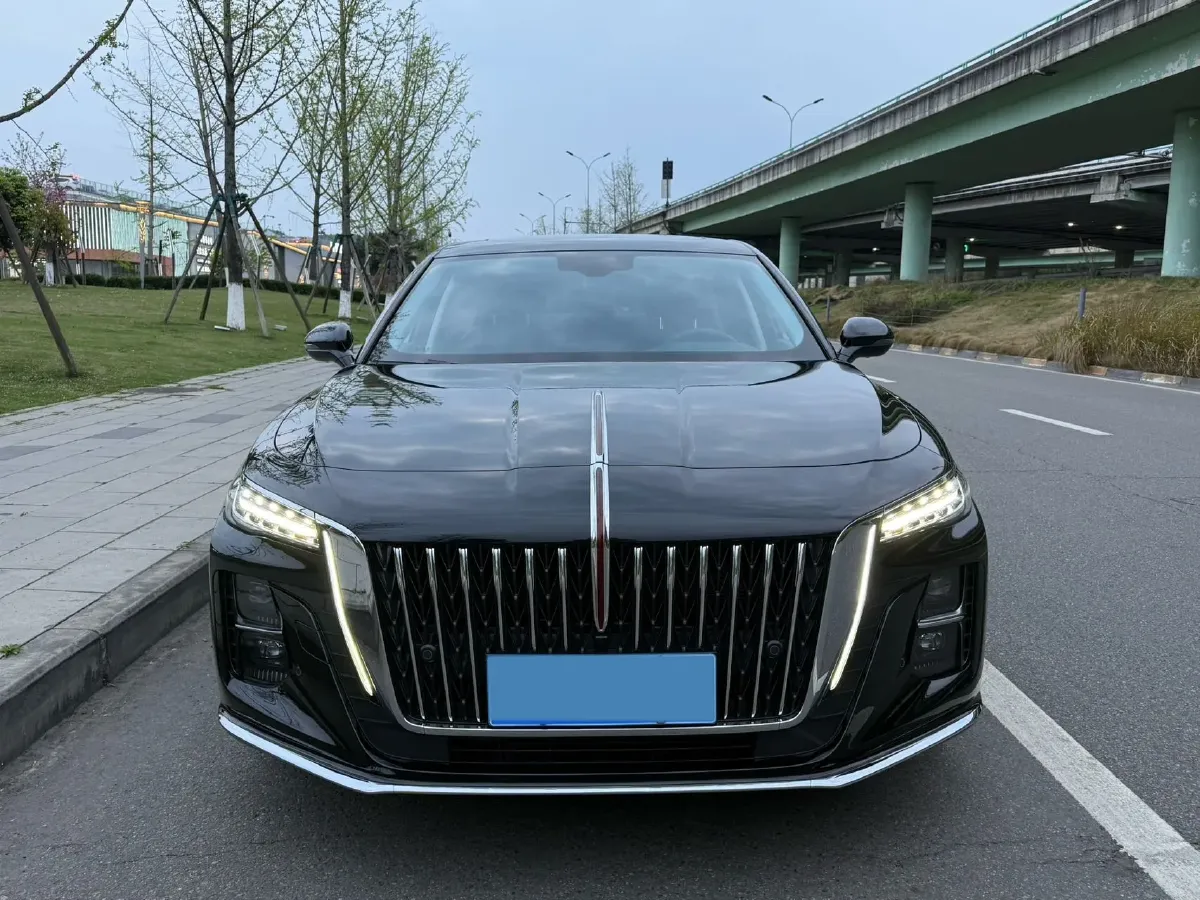 2023 HongQi H5 1.5T 169HP L4 7DCT,autocango,china used car exporter,china ev exporter,chinese used car exporter,chinese used ev exporter