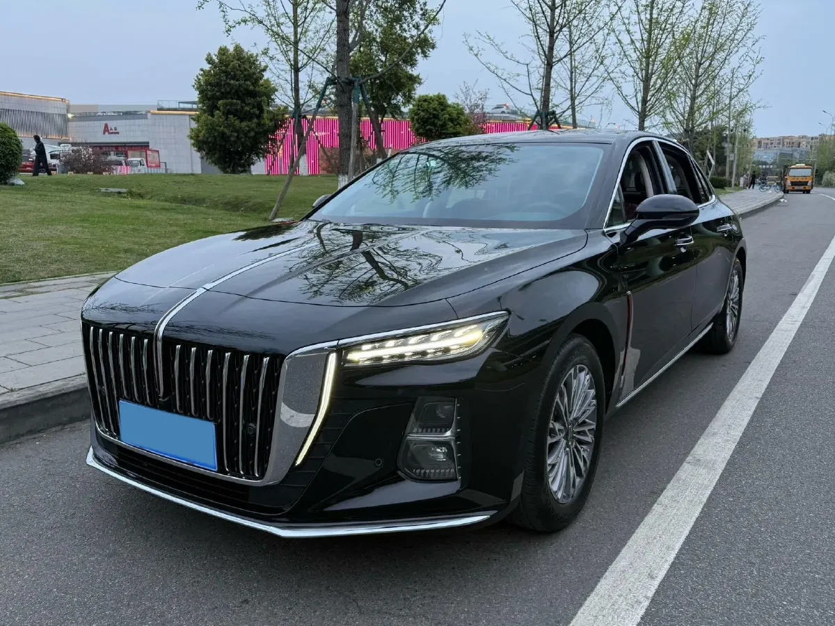 2023 HongQi H5 1.5T 169HP L4 7DCT,autocango,china used car exporter,china ev exporter,chinese used car exporter,chinese used ev exporter