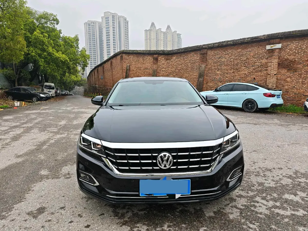 2019 Skoda Kodiak 2.0T 186HP L4 7DCT,autocango,china used car exporter,china ev exporter,chinese used car exporter,chinese used ev exporter