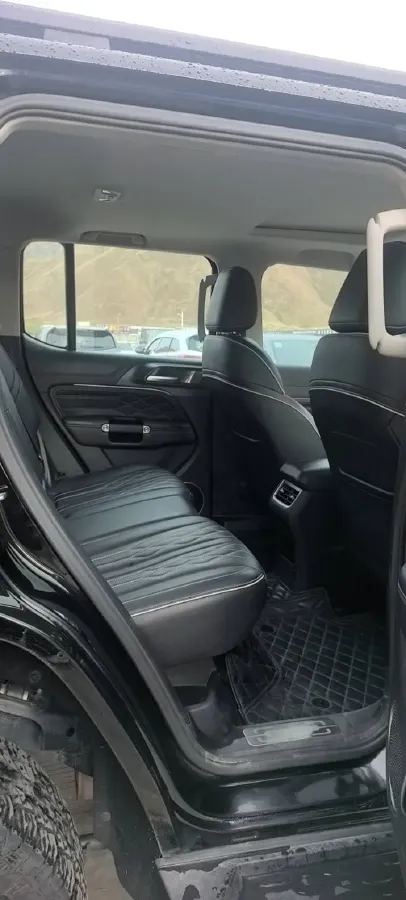 2024 Tank 300 2.0T 227HP L4 8AT,autocango,china used car exporter,china ev exporter,chinese used car exporter,chinese used ev exporter