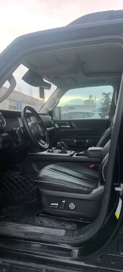 2024 Tank 300 2.0T 227HP L4 8AT,autocango,china used car exporter,china ev exporter,chinese used car exporter,chinese used ev exporter