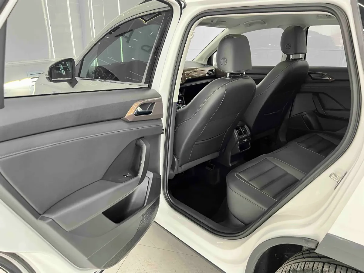 2022 Volkswagen Tharu 1.4T 150HP L4 7DCT,autocango,china used car exporter,china ev exporter,chinese used car exporter,chinese used ev exporter