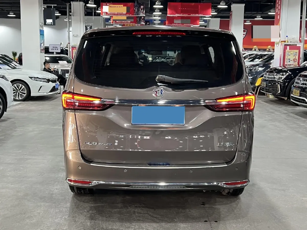 2022 Buick GL8 2.0T 237HP L4 9AT,autocango,china used car exporter,china ev exporter,chinese used car exporter,chinese used ev exporter