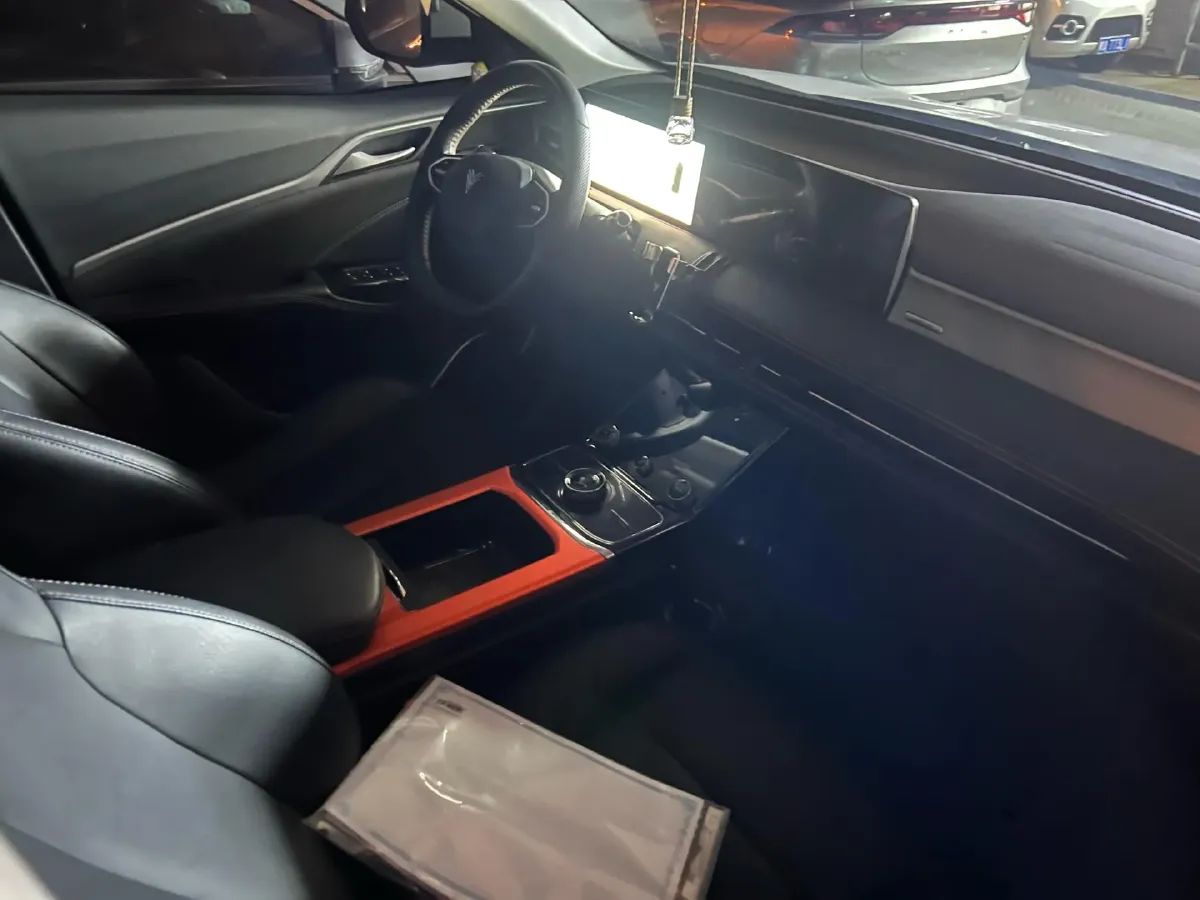 2022 MAXUS T70 2.0T 163HP L4 6AT,autocango,china used car exporter,china ev exporter,chinese used car exporter,chinese used ev exporter