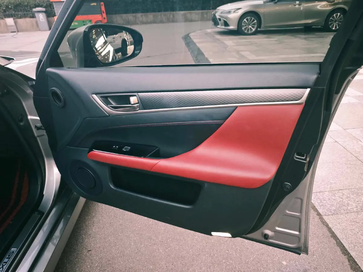 2017 Lexus GS 2.0T 245HP L4 8AT,autocango,china used car exporter,china ev exporter,chinese used car exporter,chinese used ev exporter