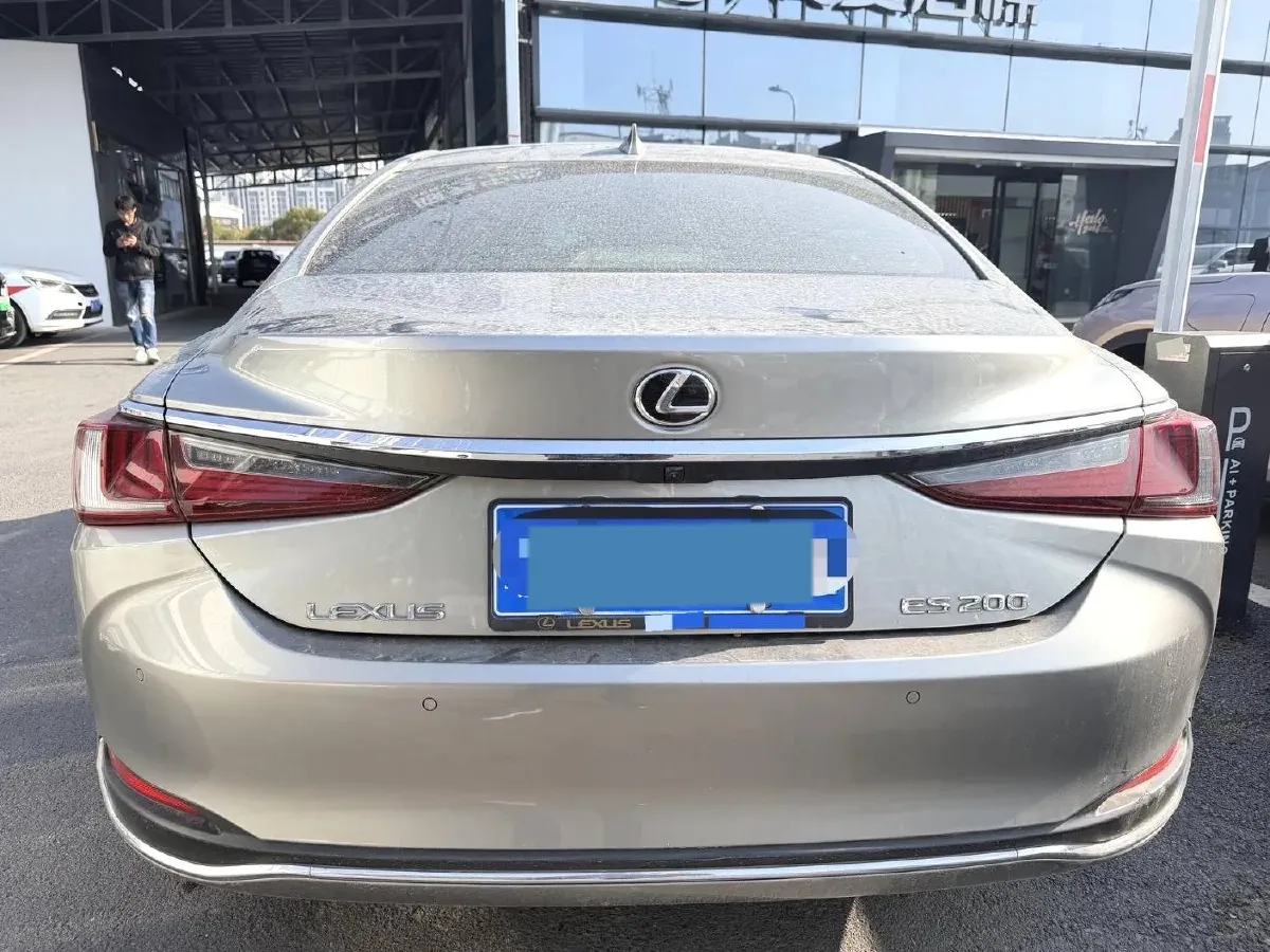 2020 Lexus ES 2.0L 173HP L4 CVT,autocango,china used car exporter,china ev exporter,chinese used car exporter,chinese used ev exporter