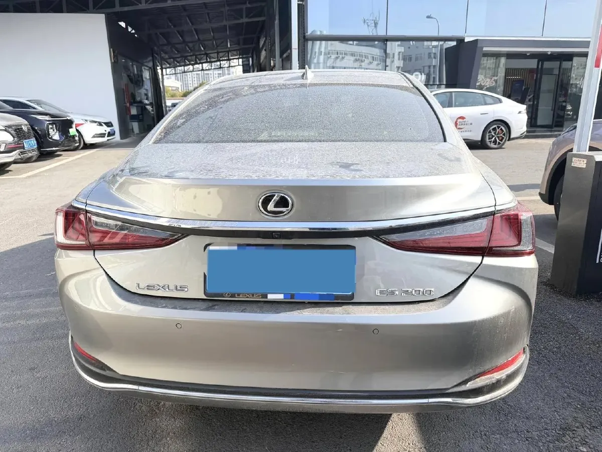 2020 Lexus ES 2.0L 173HP L4 CVT,autocango,china used car exporter,china ev exporter,chinese used car exporter,chinese used ev exporter