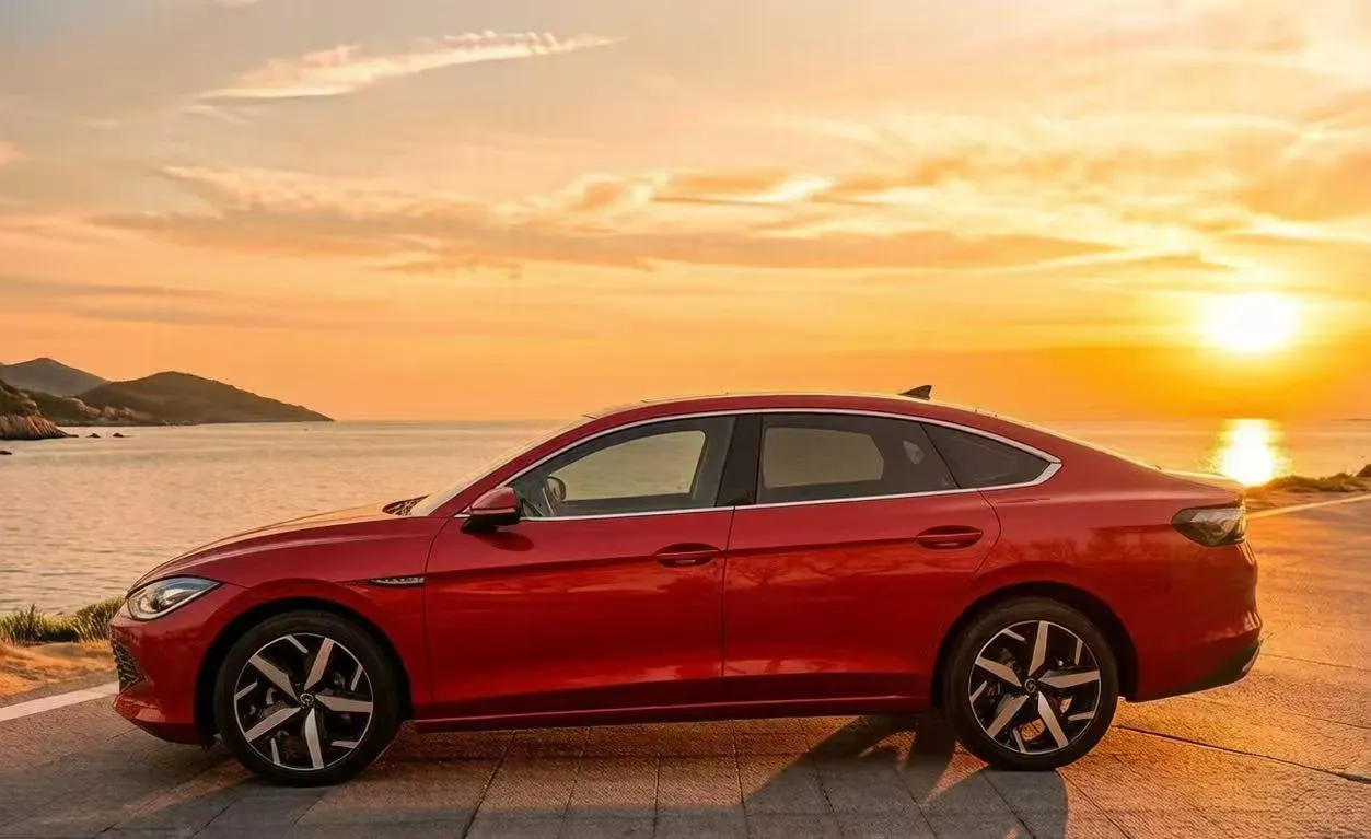 2022 Skoda Superb 2.0T 186HP L4 7DCT,autocango,china used car exporter,china ev exporter,chinese used car exporter,chinese used ev exporter