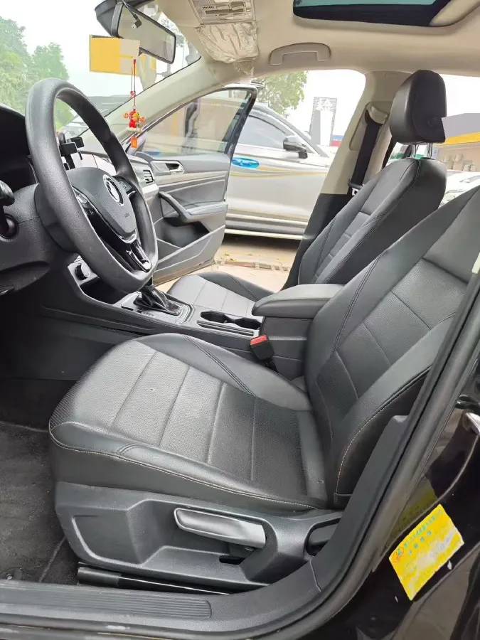 2021 Volkswagen Lavida 1.5L 113HP L4 6AT,autocango,china used car exporter,china ev exporter,chinese used car exporter,chinese used ev exporter