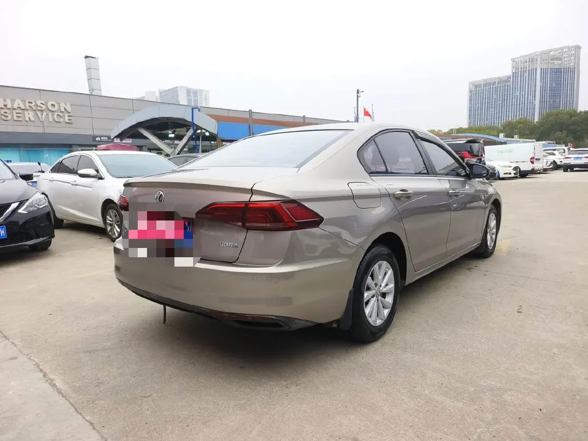 2019 MAXUS XinTu V80 2.5T 136HP L4 6MT,autocango,china used car exporter,china ev exporter,chinese used car exporter,chinese used ev exporter