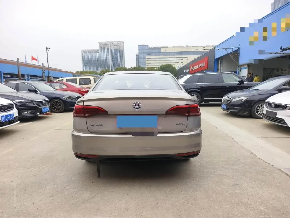 2019 MAXUS XinTu V80 2.5T 136HP L4 6MT,autocango,china used car exporter,china ev exporter,chinese used car exporter,chinese used ev exporter