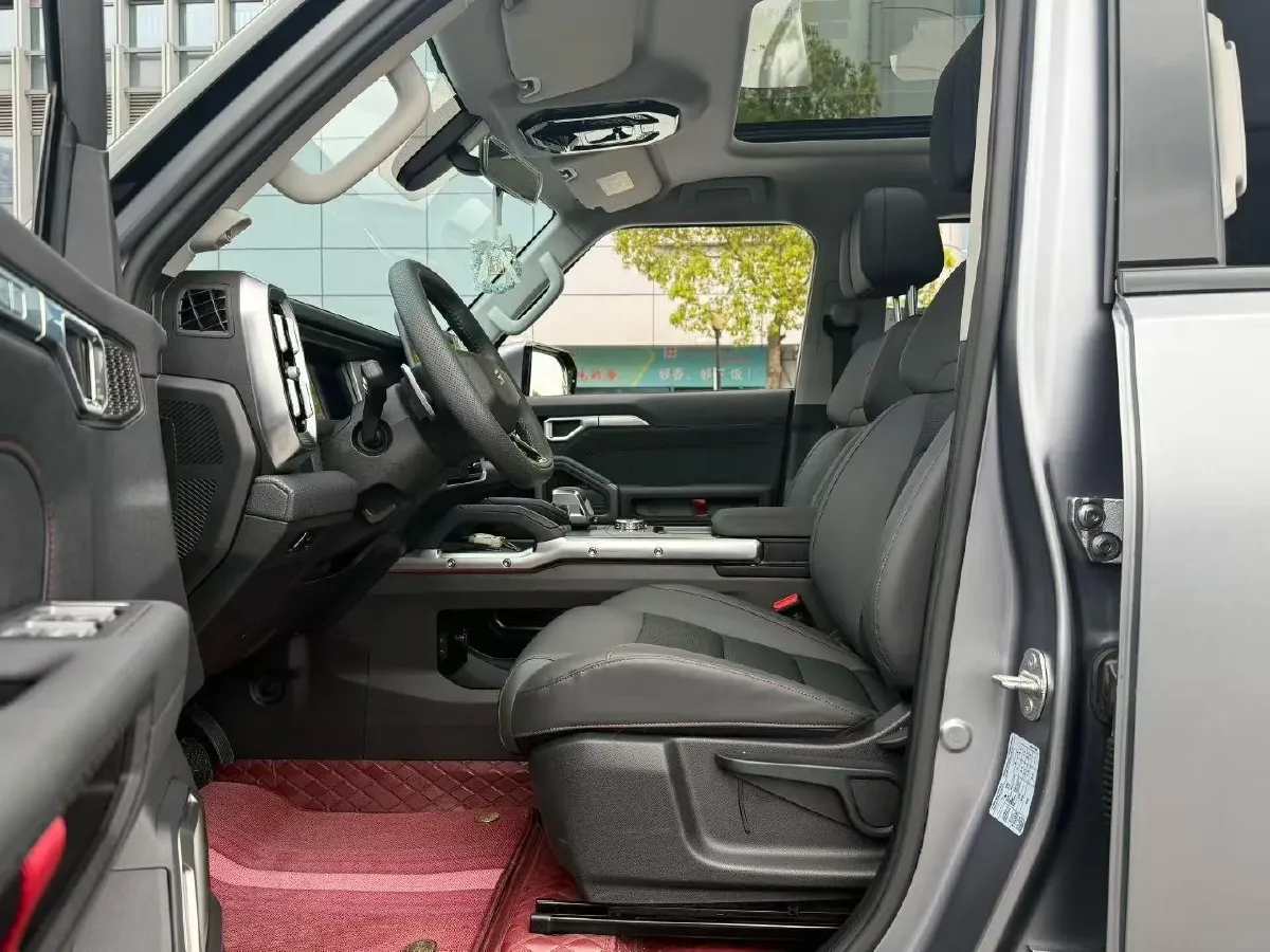 2023 Jetour Traveller 1.5T 184HP L4 7DCT,autocango,china used car exporter,china ev exporter,chinese used car exporter,chinese used ev exporter