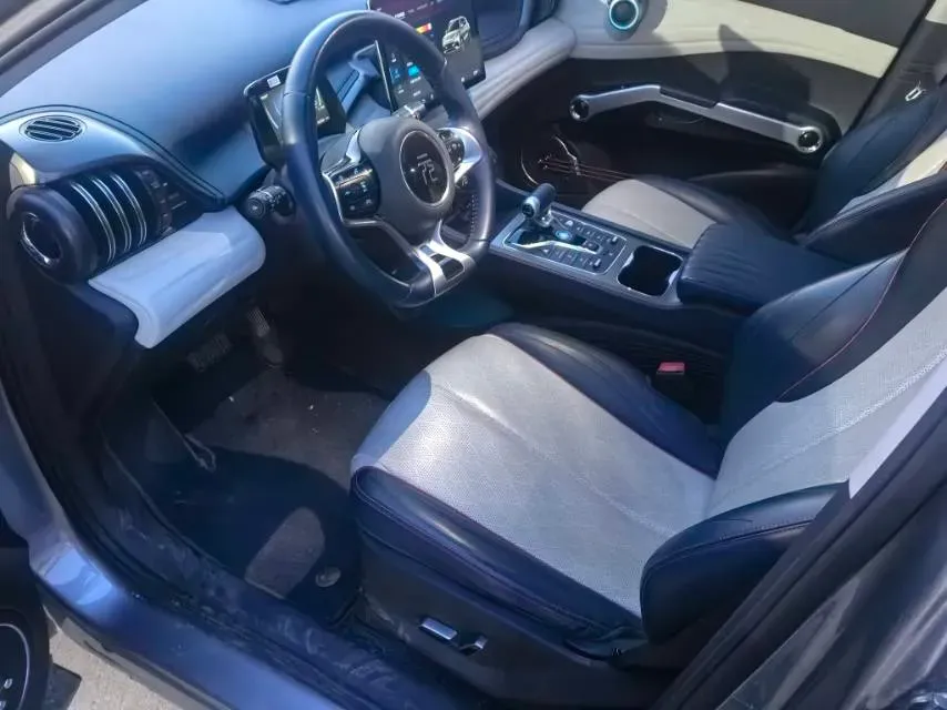 2022 Roewe RX5 MAX 1.5T 181HP L4 6AT,autocango,china used car exporter,china ev exporter,chinese used car exporter,chinese used ev exporter