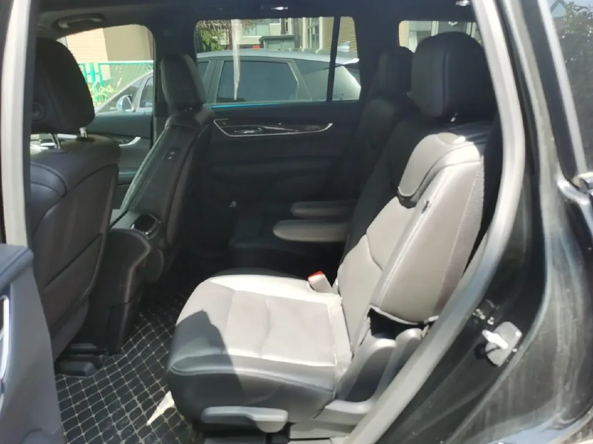 2020 Cadillac XT6 2.0T 237HP L4 9AT,autocango,china used car exporter,china ev exporter,chinese used car exporter,chinese used ev exporter