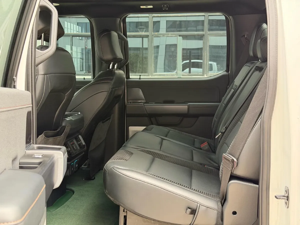 2022 Ford F-150 3.5T 423HP V6 10AT,autocango,china used car exporter,china ev exporter,chinese used car exporter,chinese used ev exporter