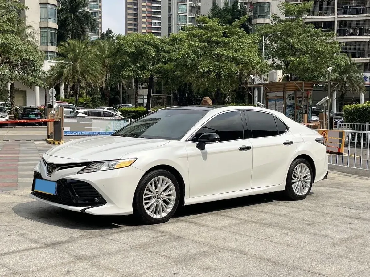 2018 Toyota Camry 2.5L 209HP L4 8AT,autocango,china used car exporter,china ev exporter,chinese used car exporter,chinese used ev exporter