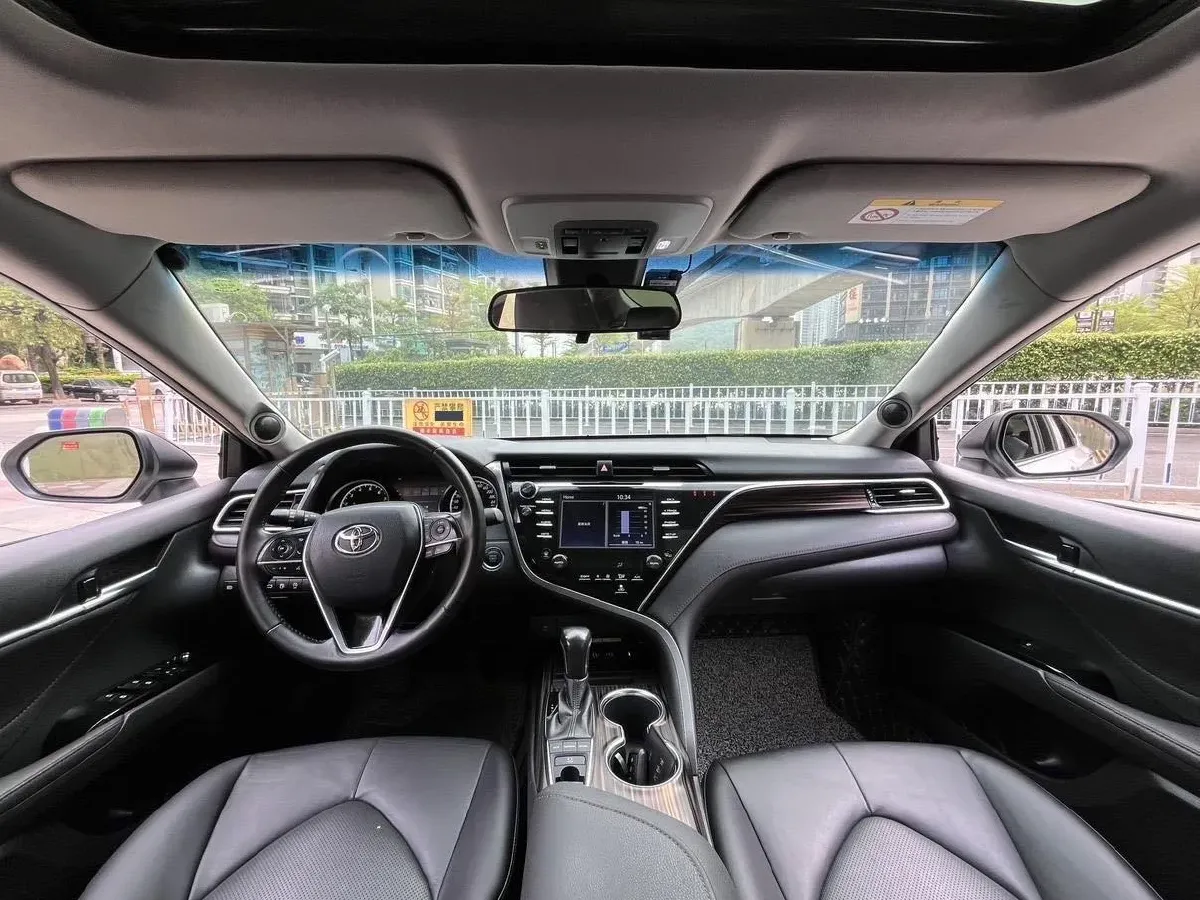 2018 Toyota Camry 2.5L 209HP L4 8AT,autocango,china used car exporter,china ev exporter,chinese used car exporter,chinese used ev exporter