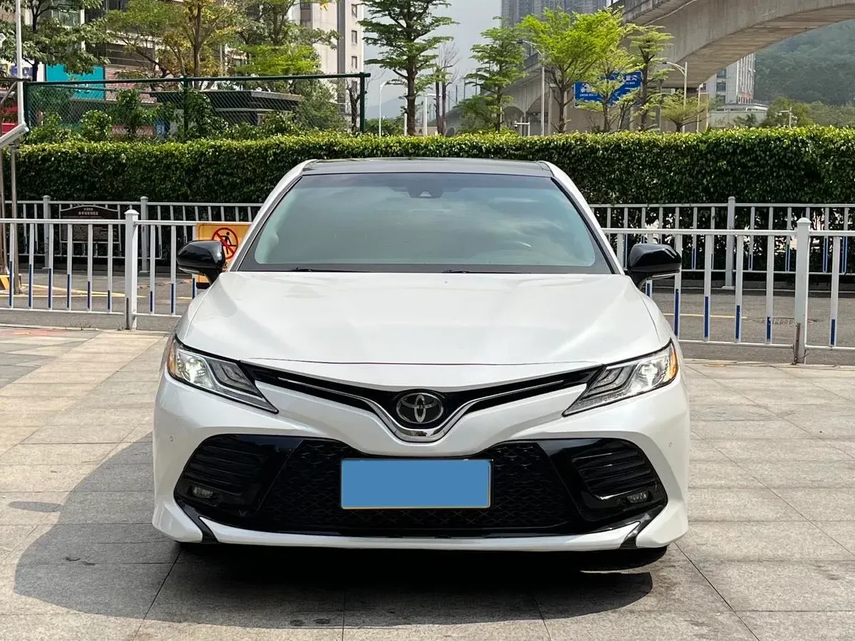 2018 Toyota Camry 2.5L 209HP L4 8AT,autocango,china used car exporter,china ev exporter,chinese used car exporter,chinese used ev exporter