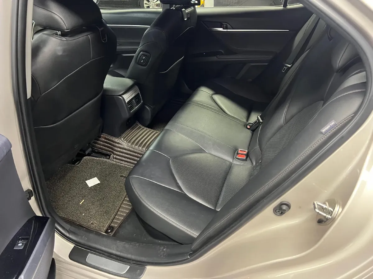 2019 Toyota Camry 2.5L 178HP L4 E-CVT Hybrid,autocango,china used car exporter,china ev exporter,chinese used car exporter,chinese used ev exporter