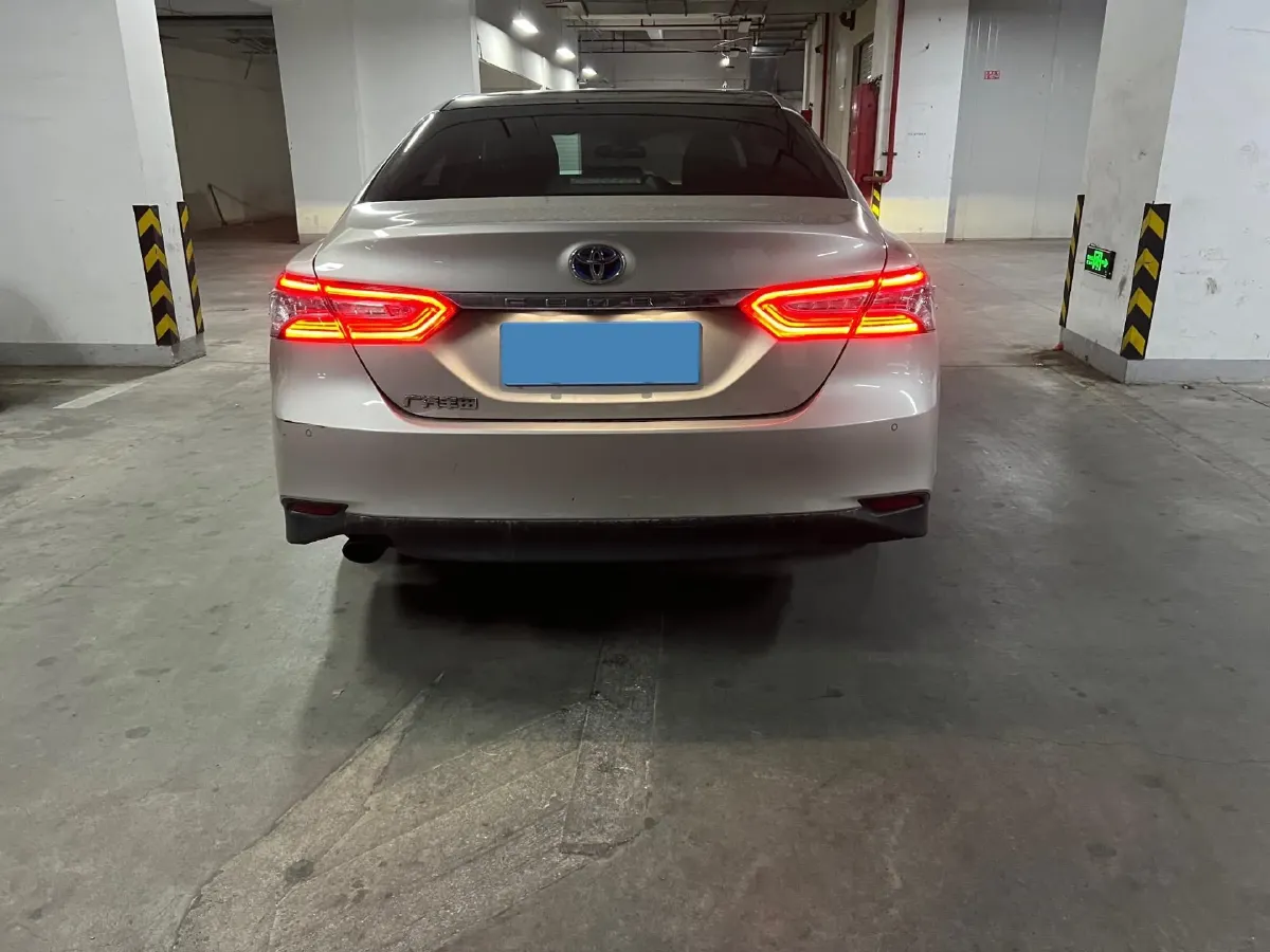2019 Toyota Camry 2.5L 178HP L4 E-CVT Hybrid,autocango,china used car exporter,china ev exporter,chinese used car exporter,chinese used ev exporter