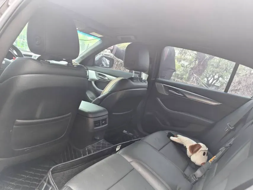 2022 Cadillac CT5 2.0T 237HP L4 10AT,autocango,china used car exporter,china ev exporter,chinese used car exporter,chinese used ev exporter