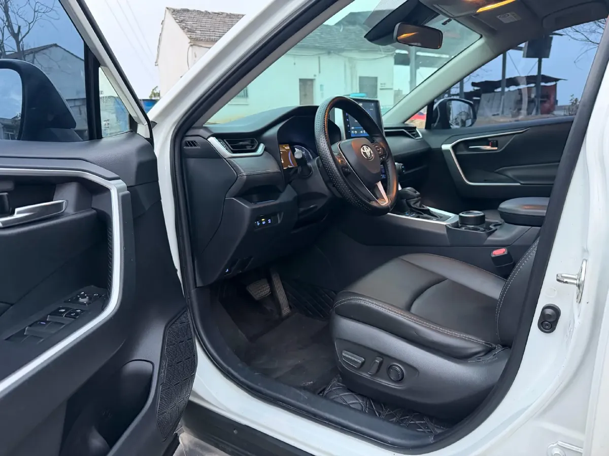 2020 Toyota RAV4 2.5L 178HP L4 E-CVT Hybrid,autocango,china used car exporter,china ev exporter,chinese used car exporter,chinese used ev exporter