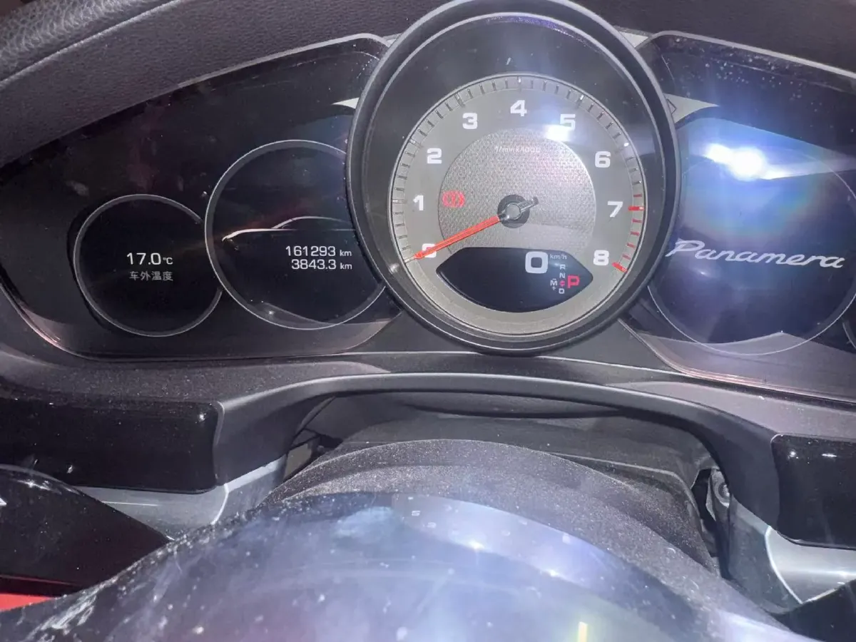 2019 Porsche Panamera 2.9T 330HP V6 8DCT,autocango,china used car exporter,china ev exporter,chinese used car exporter,chinese used ev exporter