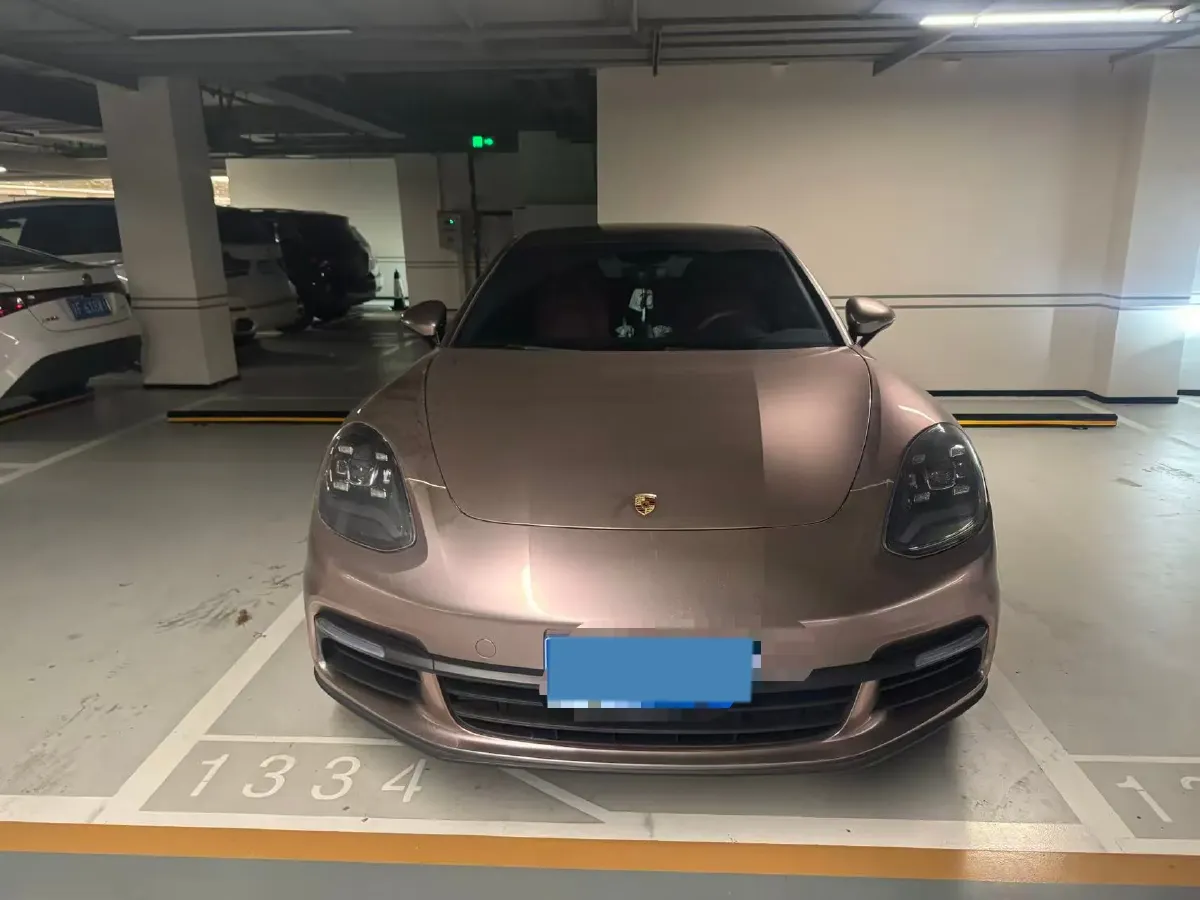2019 Porsche Panamera 2.9T 330HP V6 8DCT,autocango,china used car exporter,china ev exporter,chinese used car exporter,chinese used ev exporter
