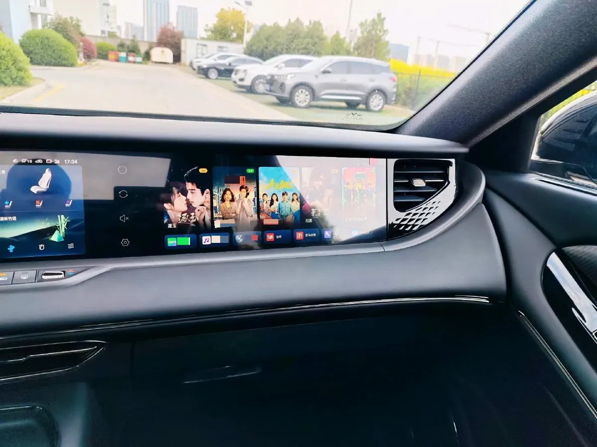 2025 Voyah FREE 1.5T 150HP L4 REEV 43KWH,autocango,china used car exporter,china ev exporter,chinese used car exporter,chinese used ev exporter