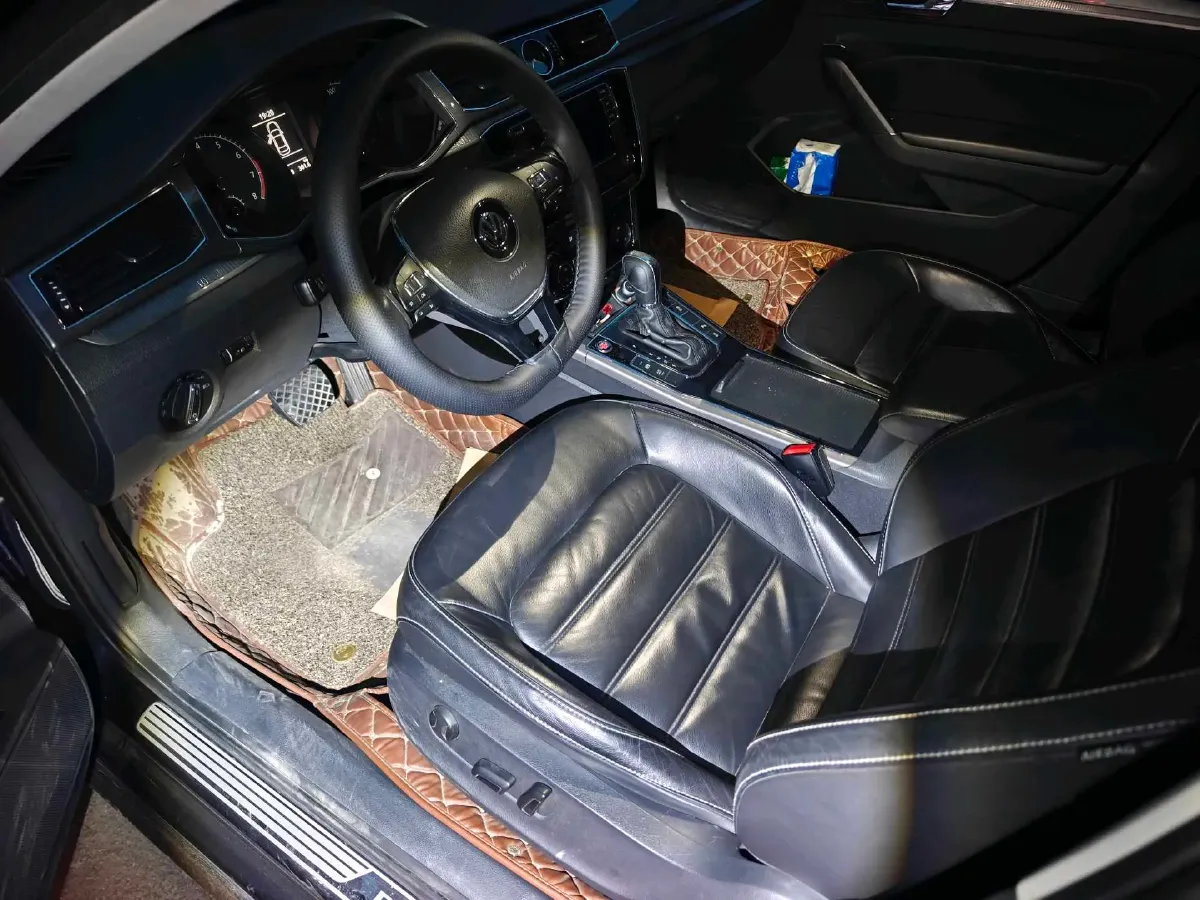 2016 Volkswagen Passat 1.8T 180HP L4 7DCT,autocango,china used car exporter,china ev exporter,chinese used car exporter,chinese used ev exporter