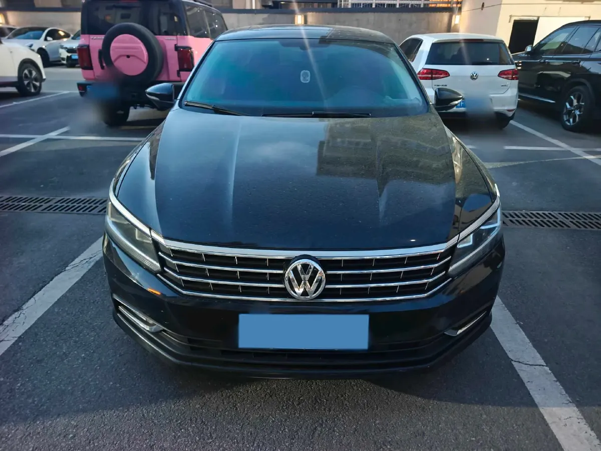 2016 Volkswagen Passat 1.8T 180HP L4 7DCT,autocango,china used car exporter,china ev exporter,chinese used car exporter,chinese used ev exporter