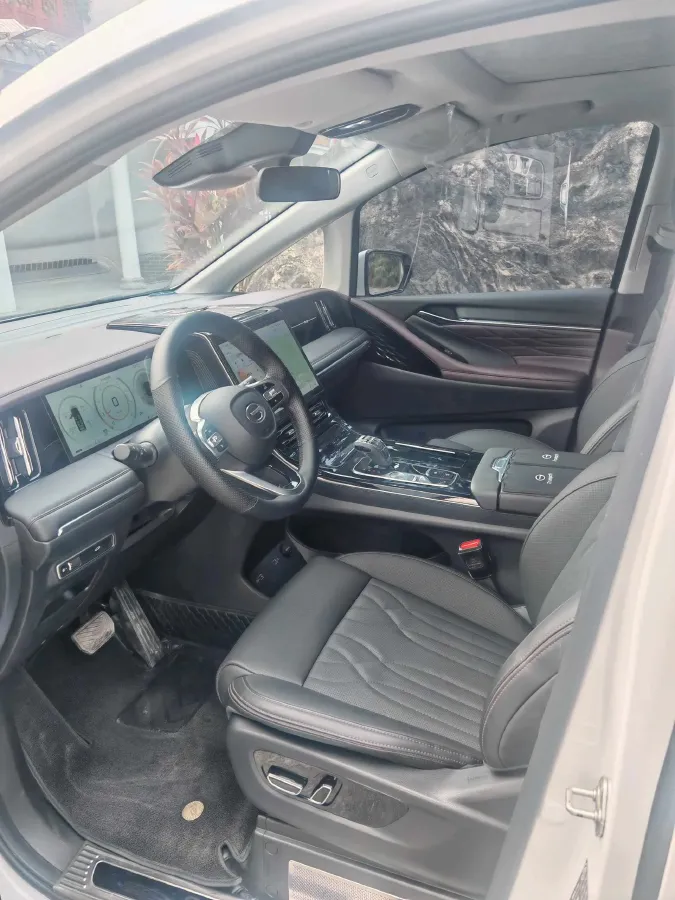 2024 GAC Trumpchi M8 2.0T 252HP L4 8AT,autocango,china used car exporter,china ev exporter,chinese used car exporter,chinese used ev exporter