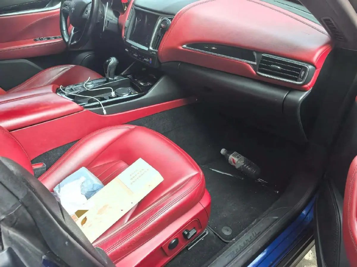 2018 Maserati Levante 3.0T 350HP V6 8AT,autocango,china used car exporter,china ev exporter,chinese used car exporter,chinese used ev exporter