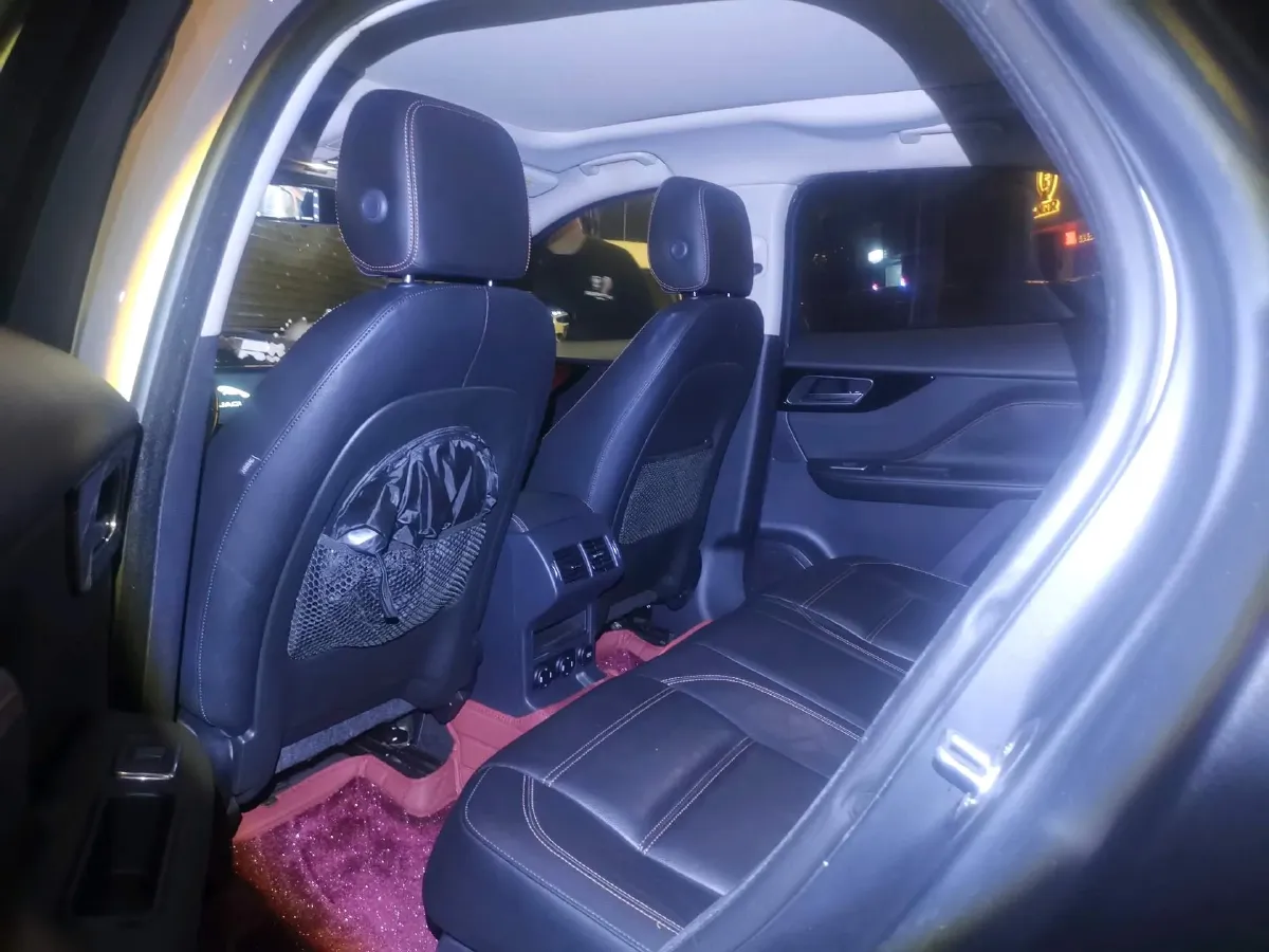 2018 Jaguar F-PACE 2.0T 250HP L4 8AT,autocango,china used car exporter,china ev exporter,chinese used car exporter,chinese used ev exporter
