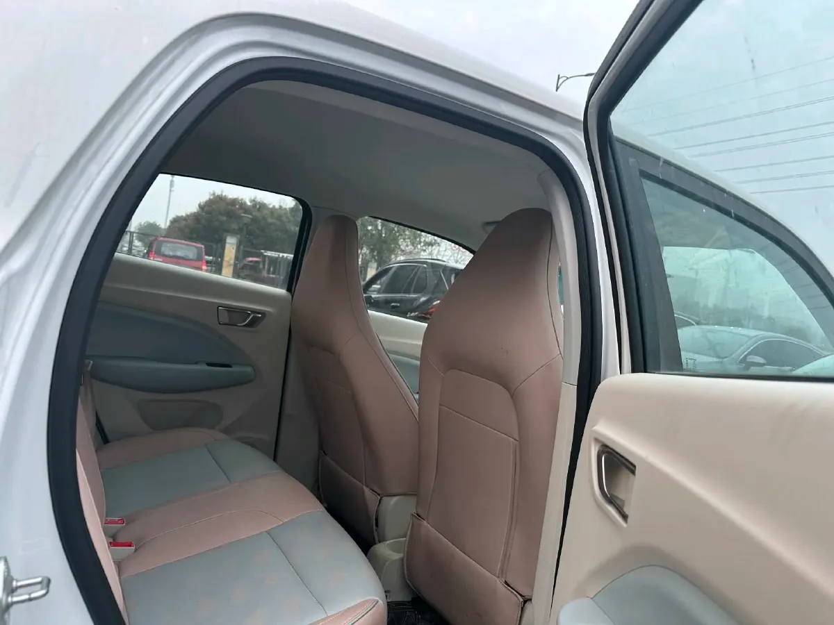 2025 Leapmotor T03 BEV 31.9KWH,autocango,china used car exporter,china ev exporter,chinese used car exporter,chinese used ev exporter